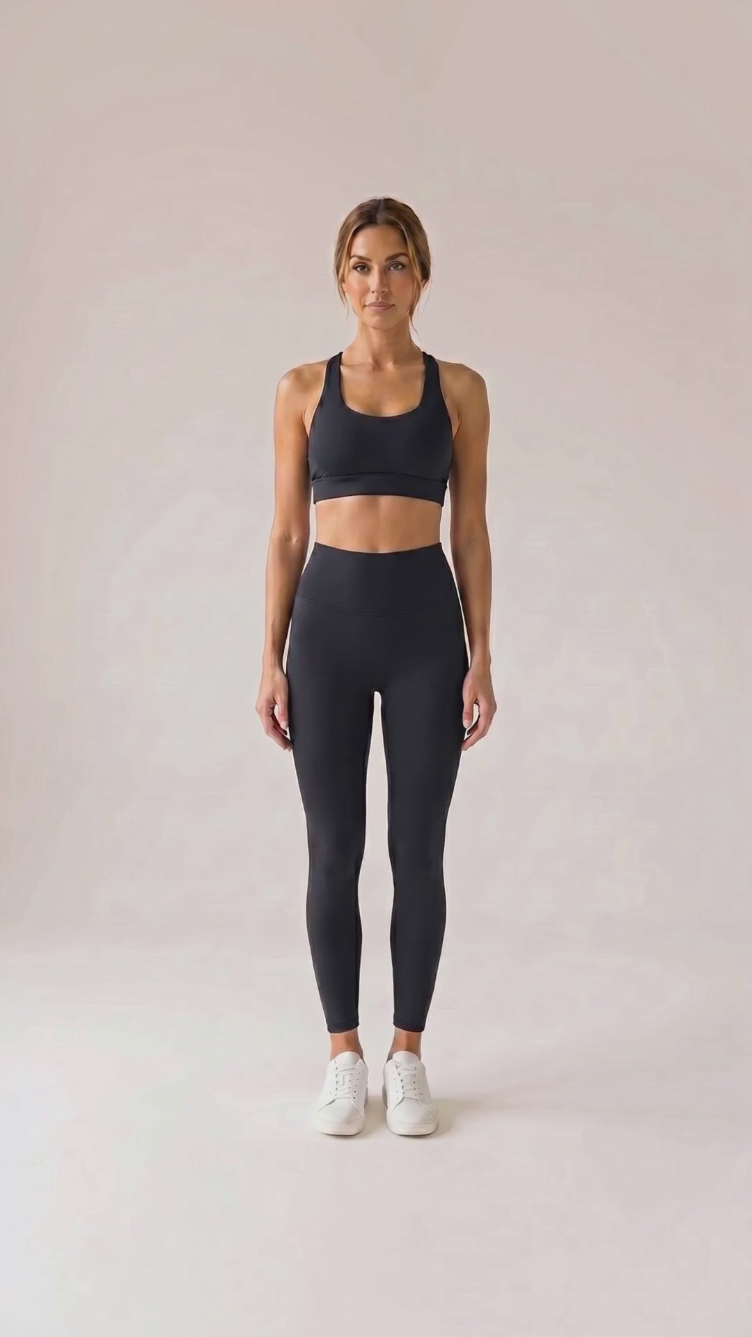 High-Waist Leggings 7/8 — on model video, black set